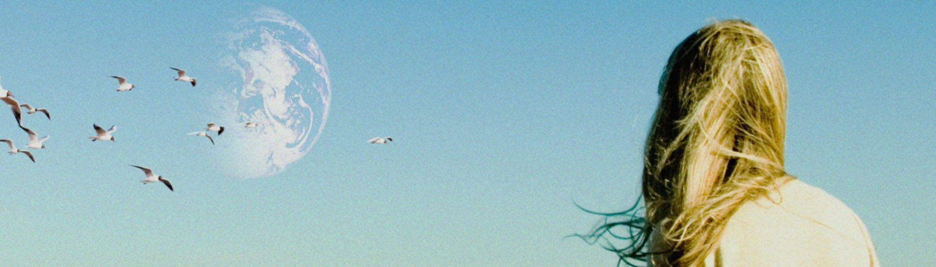 Baner filmu 'Druga Ziemia' Baner filmu 'Druga Ziemia'