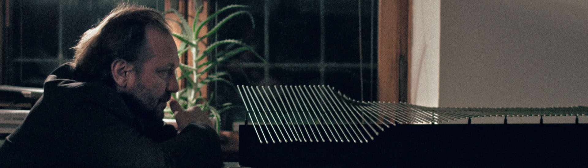 Baner filmu 'Photon' Baner filmu 'Photon'