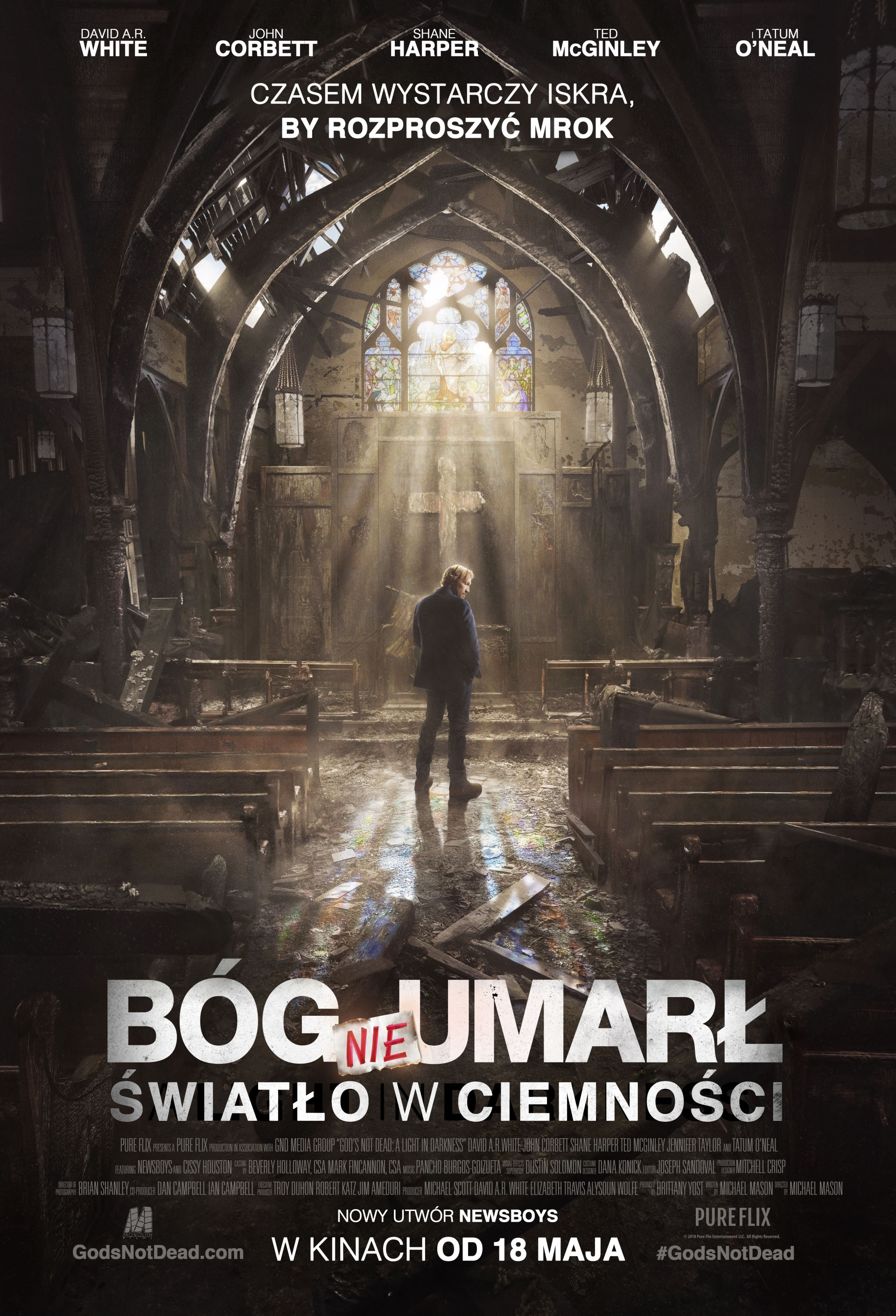 Polski plakat filmu 'Bóg nie umarł: Światło w ciemności'