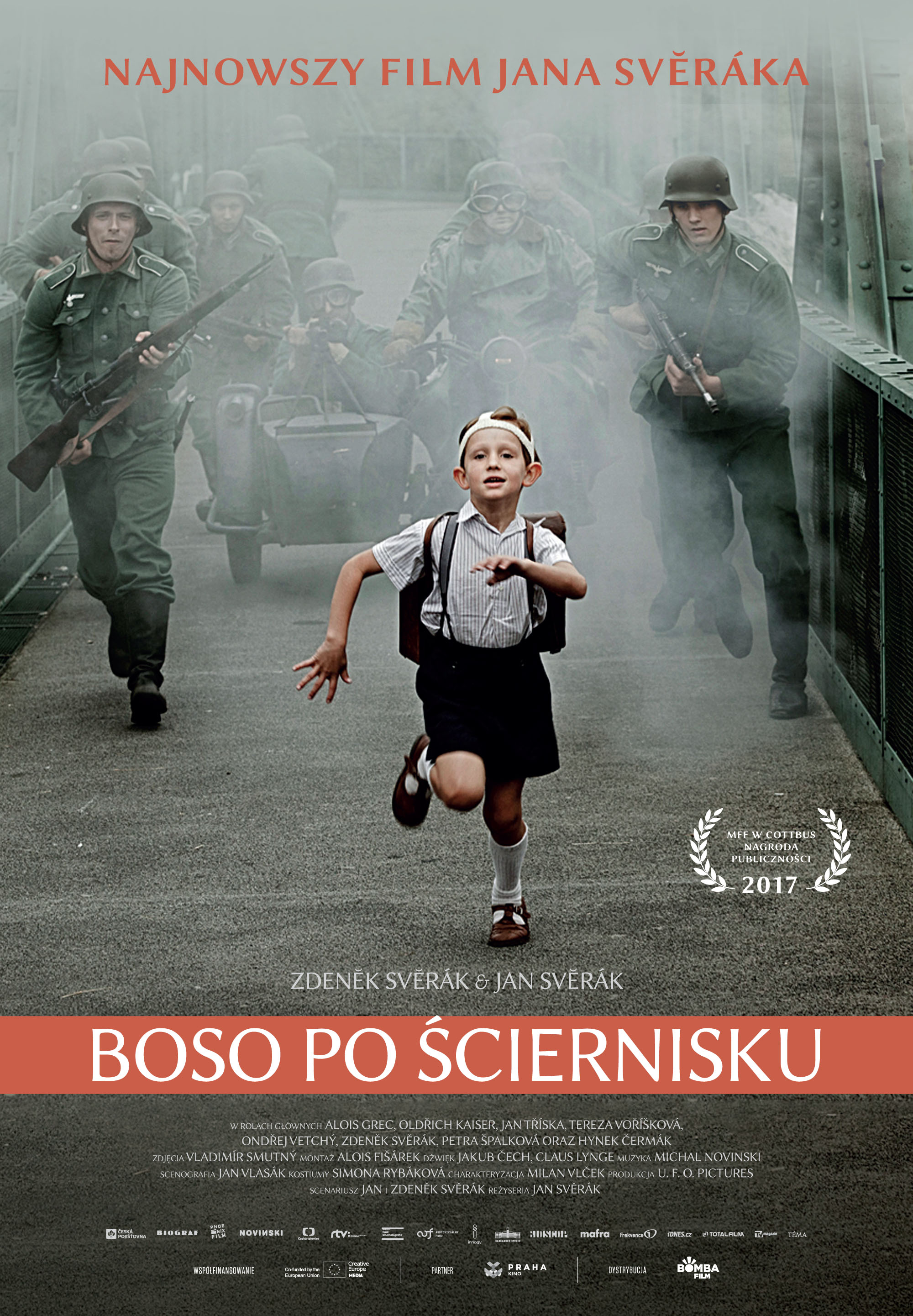 Polski plakat filmu 'Boso po ściernisku'