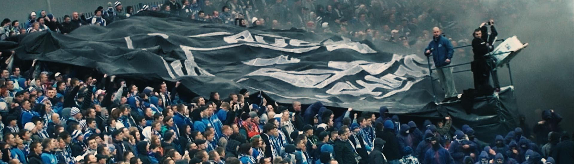 Baner filmu 'Niebieskie Chachary'